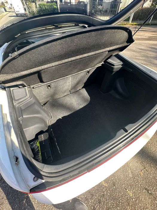 Toyota Celica 1.6 Coupé – Certificado Museu do Caramulo