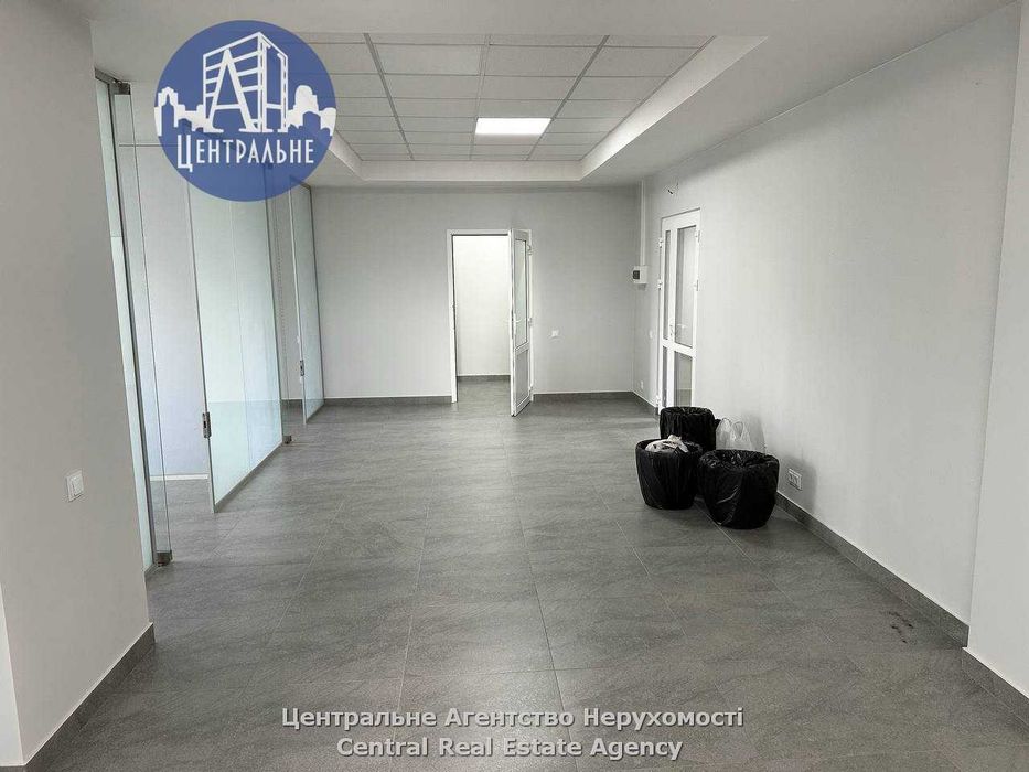 Здається в оренду офісне приміщення з новим капітальним ремонтом.
