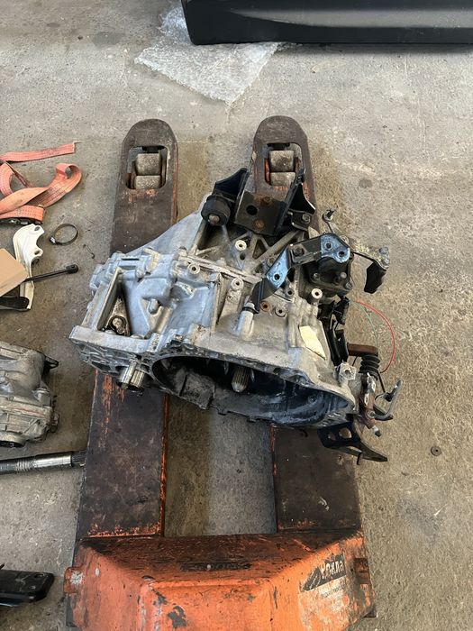 МКПП Коробка передач Toyota Rav4 2.2 дизель 3030042290 a64f гарантия
