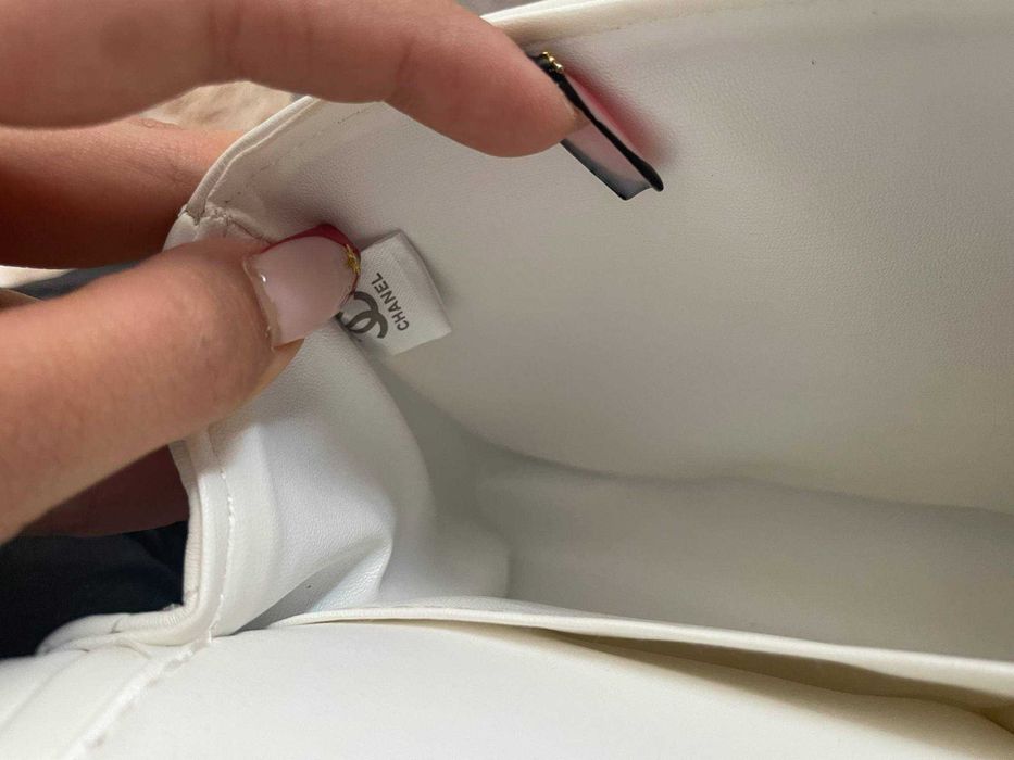 torebka damska na łańcuszku