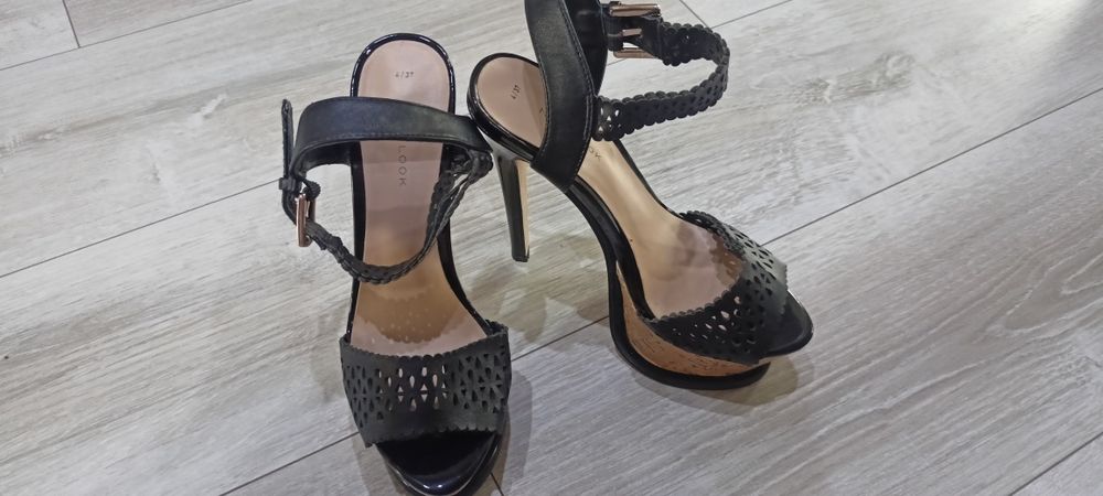 Nowe szpilki New Look