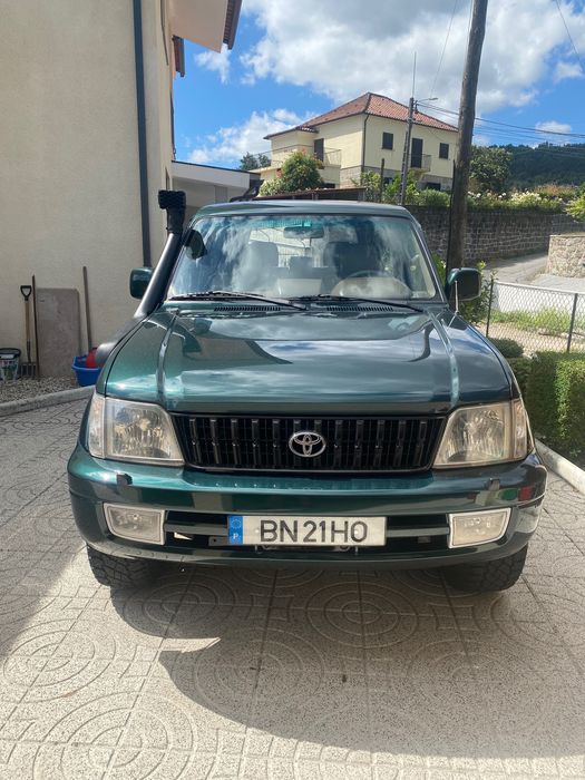 Toyota Land Cruiser KDJ 90 foto 2