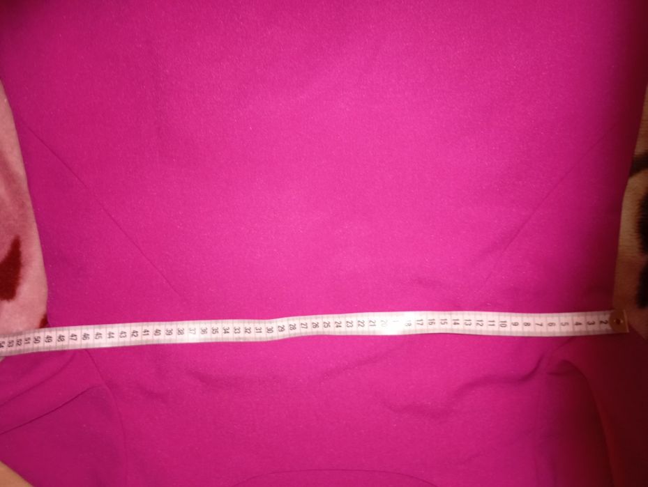 Sukienka w kolorze fuksji