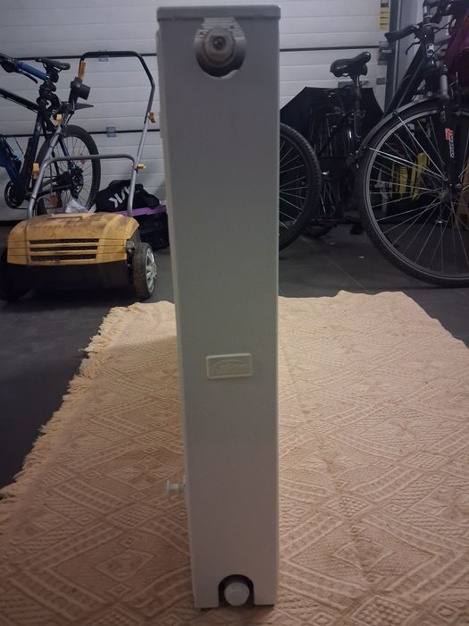 Grzejnik Kermi 90x60x10, podejście dolne