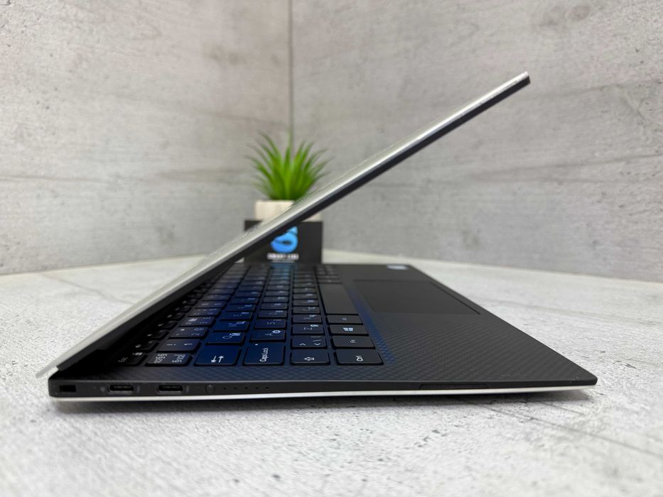 Сенсорний ноутбук Dell Xps 13 9380/i7-8565u/4k ips/8gb ddr3