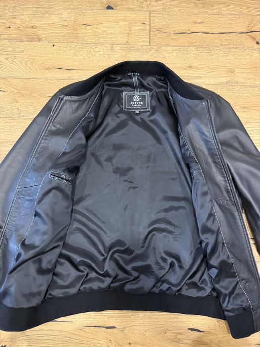Шкіряна куртка Actors. Розмір 52