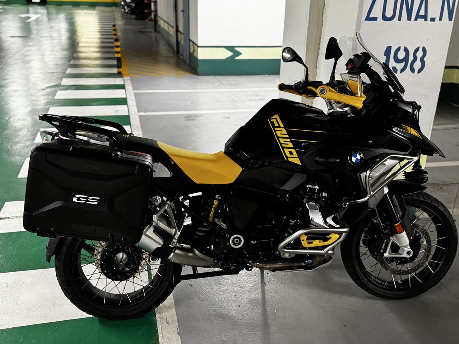 BMW GS 1250 40 anos Nacional com 23.000kms