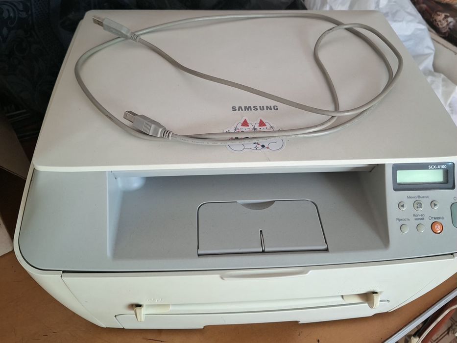 НЕДОРОГО Принтер/сканер/ксерокс Samsung SCX-4100