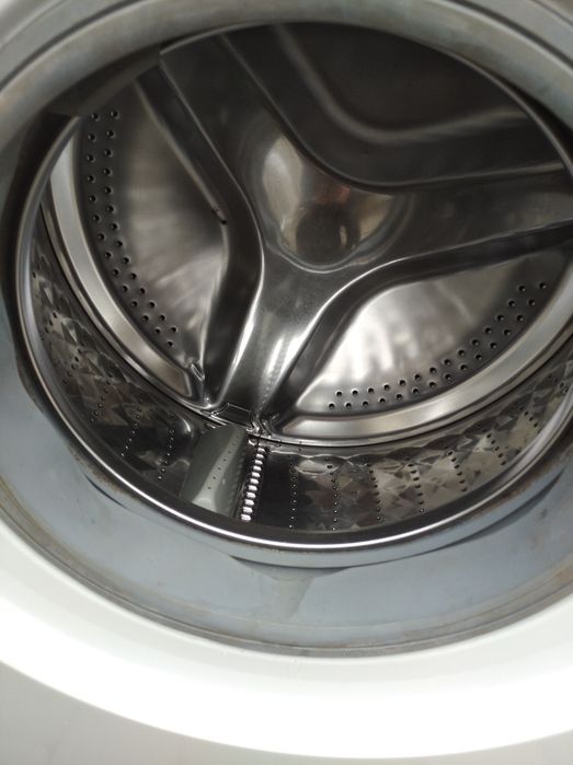 Стиральную машину Samsung продам