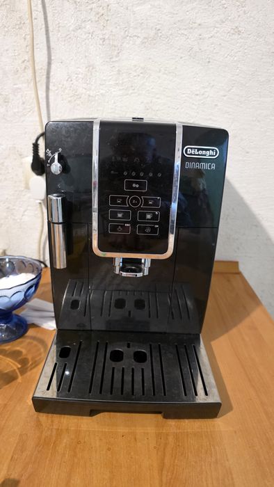 Ekspres delonghi Dinamica ECAM350.15.B