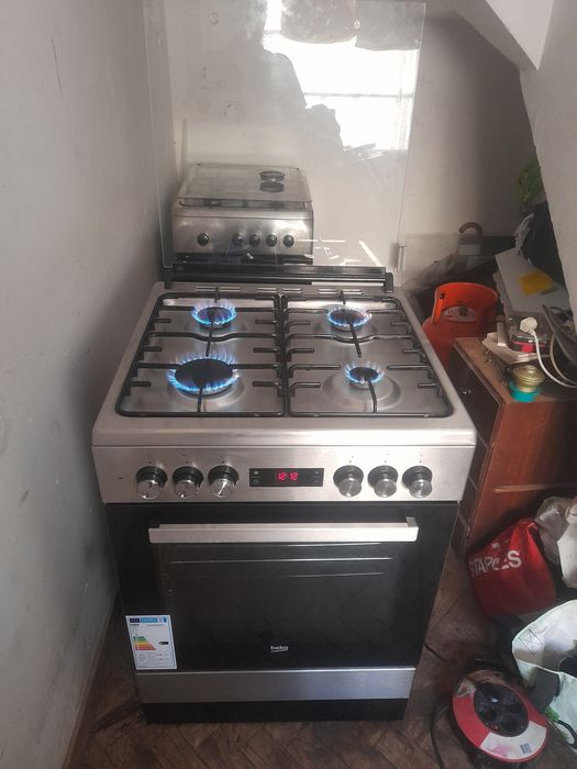 Fogão gás de botija ou canalizado faço a alteração  forno eléctrico ventilado com ascendedores automático