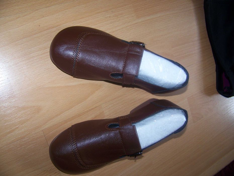 Buty wiosenno - jesienne 24 cm