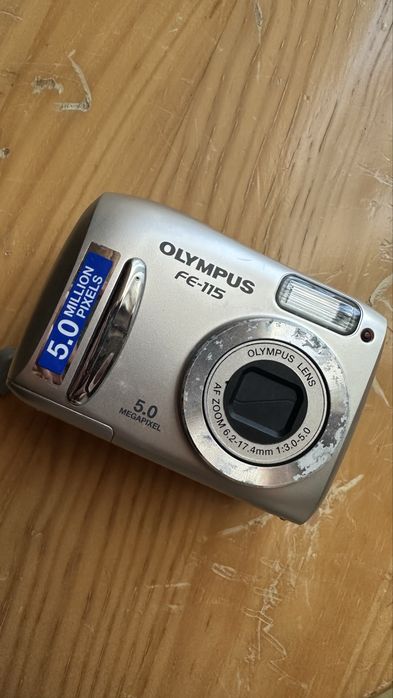 Olympus FE-115 funcional