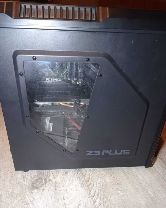 Komputer stacjonarny do prac biurowych/gier