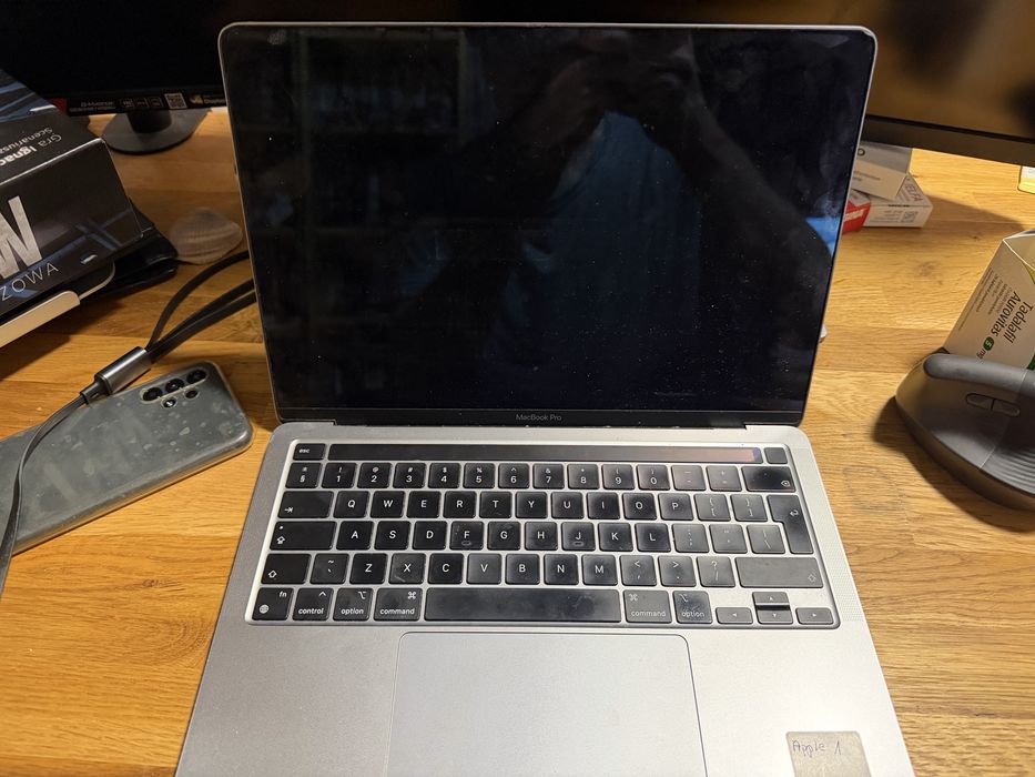 Sprzedam MacBook pro m1