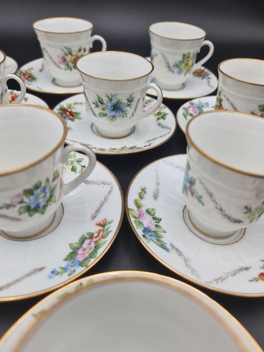 Filiżanki z talerzykami biała porcelana B&G Kopenhaga  lata 60-te