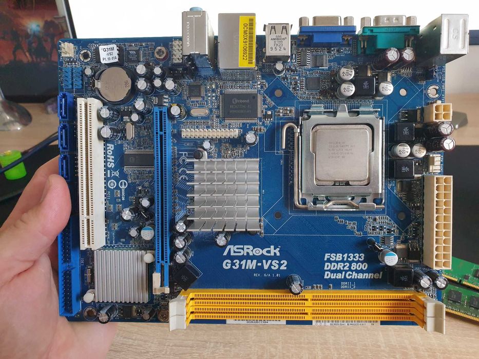 ASRock G31M-VS2 + INTEL CORE 2 DUO 4300 SL9TB + 3GB Ram ddr2 800
