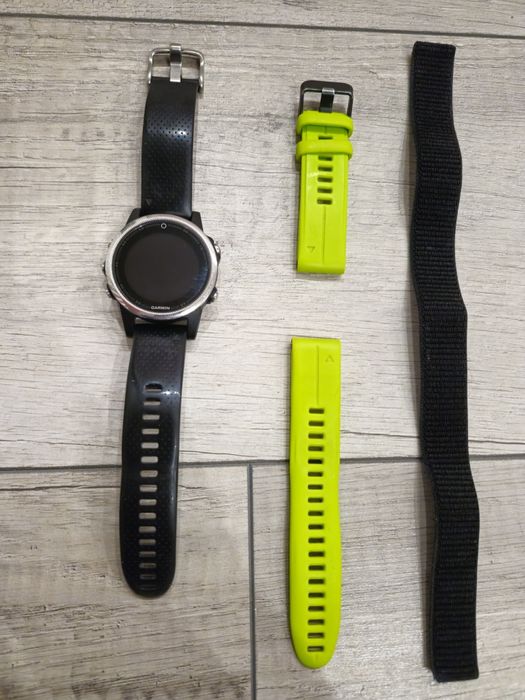 Garmin  Fenix 5s