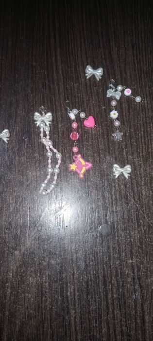 Брелоки у рожевих  кольорах