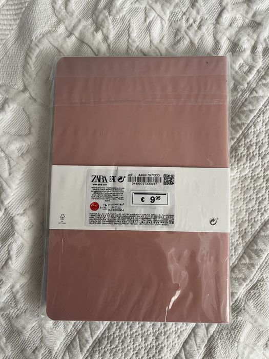 3 cadernos Zara novos