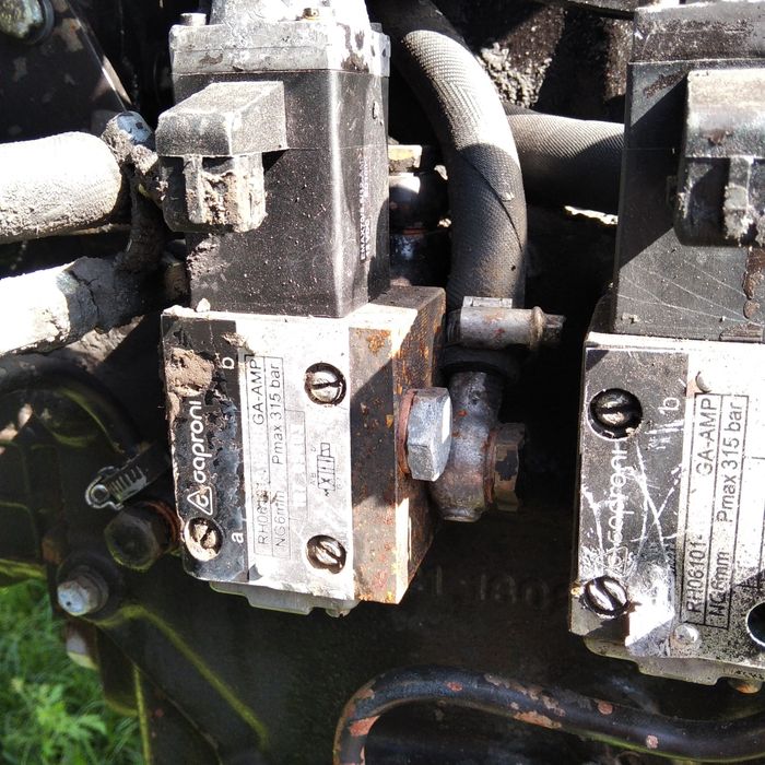 Гідроро розподільник МТЗ 1221 , 1025 , 1523. Включення пвм.