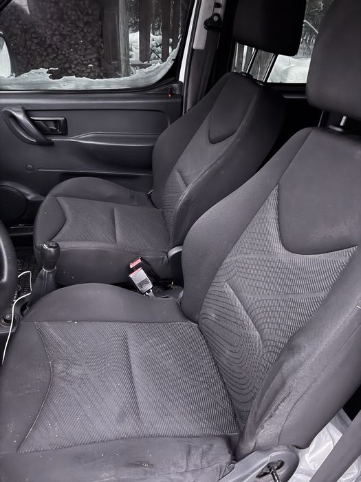 Продам пежо партнер