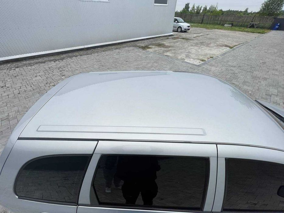 Лада Калина 1117 універсал 2011 рік машина в рідній фарбі не бита