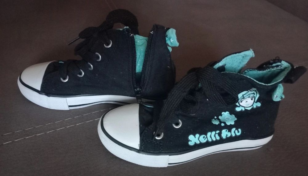 Buty za kostkę, sznurowane