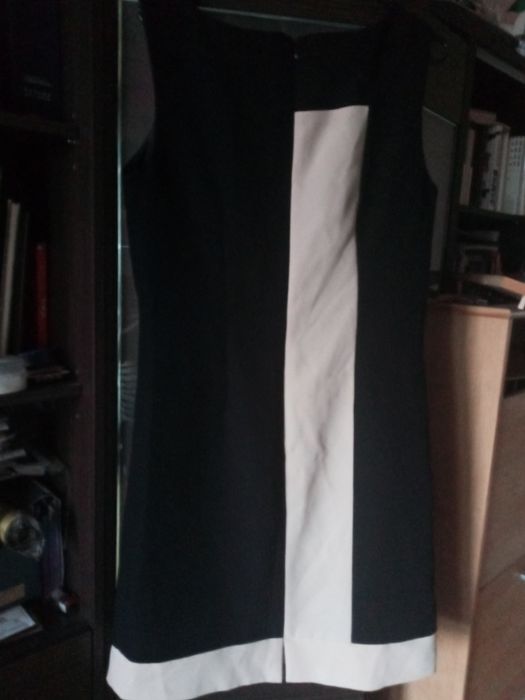 Sukienka damska prosta czarno bez Next