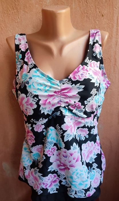 Цельный купальник 54