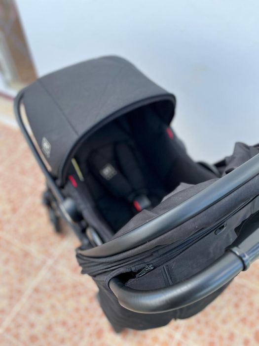 Carrinho de bebé - Carrinho + Ovo