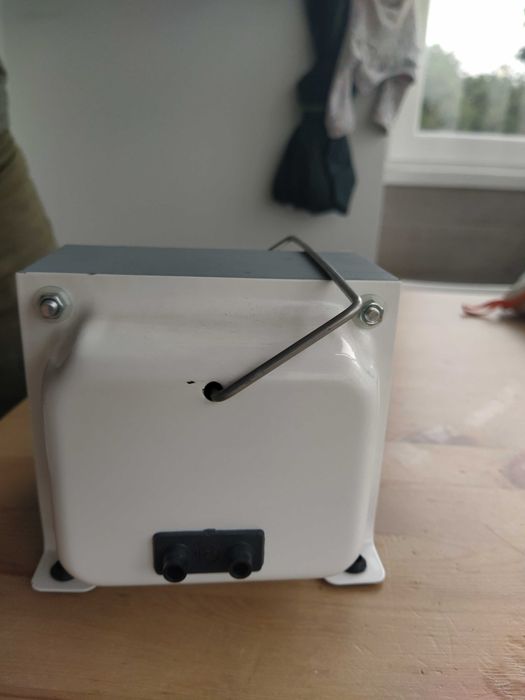 Phonovox Reversible Autotransformer 1500 VA (1050 W), 125–220 V64552992619393122