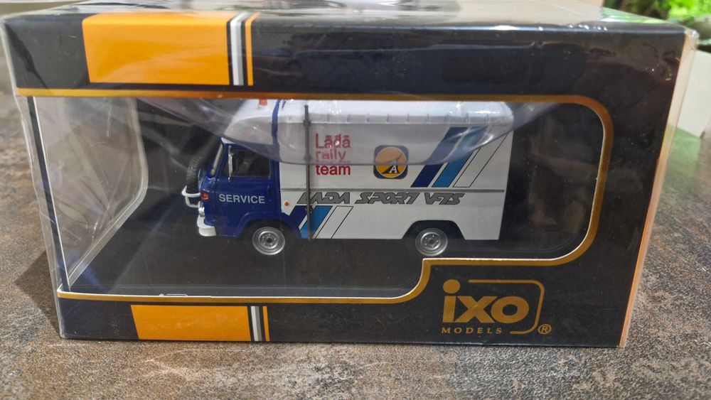 Avia pojazd serwisowy do rajdowej Łady VFTS 1:43