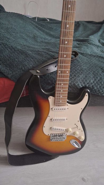 Gitara Elektryczna ever play ST-2 + zestaw [wzmacniacz+ akcesoria]