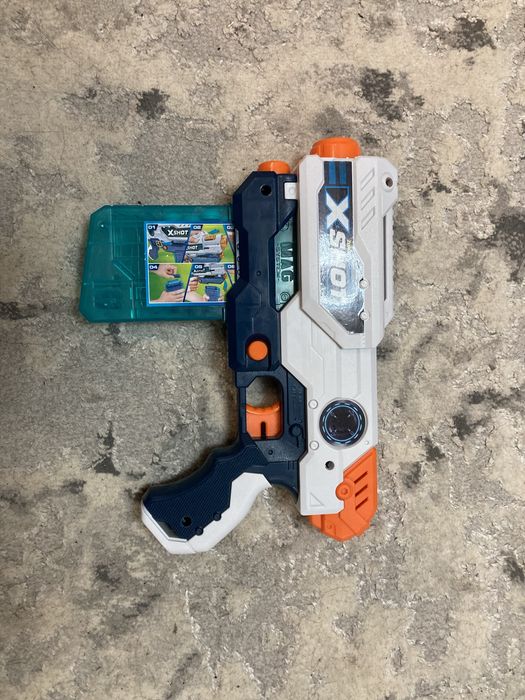 Бластер Zuru X-shot Excel hurricane