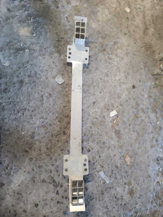 Підсилювач бампера переднього L1MZ17757A Ford Explorer 2020