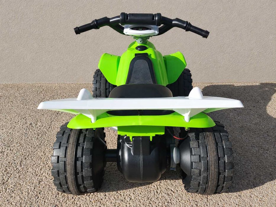 Moto 4 Elétrica (quadriciclo criança) - Kawasaki - Injusa