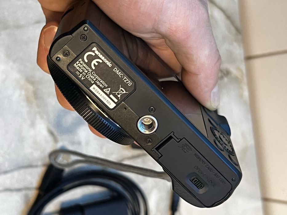 Panasonix Lumix DMC-TZ70 cyfrowy aparat kompaktowy świetny stan