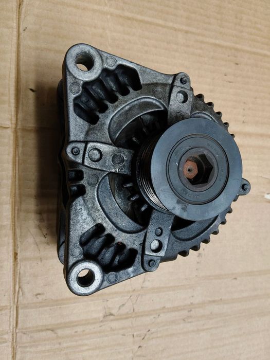 C MAX I alternator 2,0TDCI lift Mondeo MK4 Kuga Focus MK2 Galaxy Ford