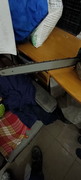 Бензопила цепная Makita