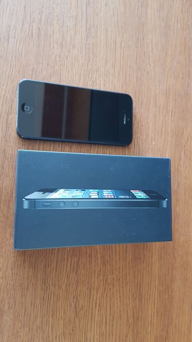 Telefon iPhone 5