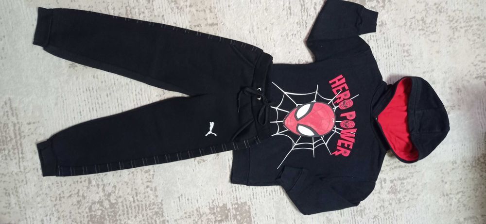 Утеплені речі на хлопчика 110-116см.