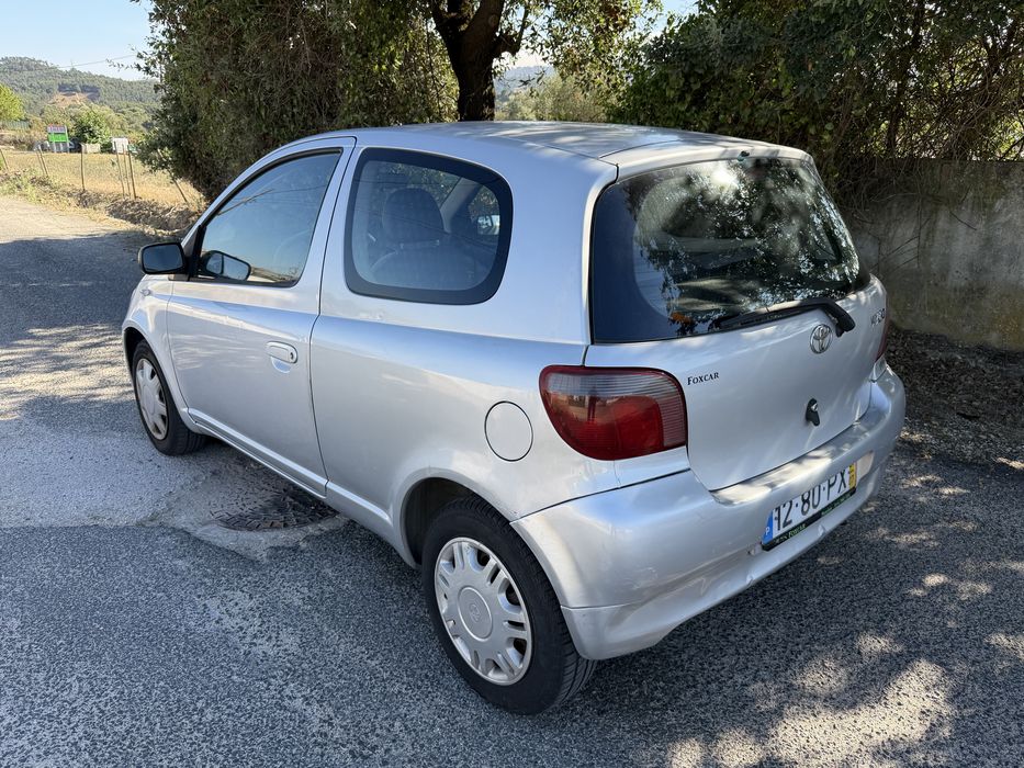 Toyota Yaris 1.0 gasolina