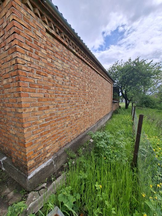 Продам гарний недорогий будинок район ПМК
