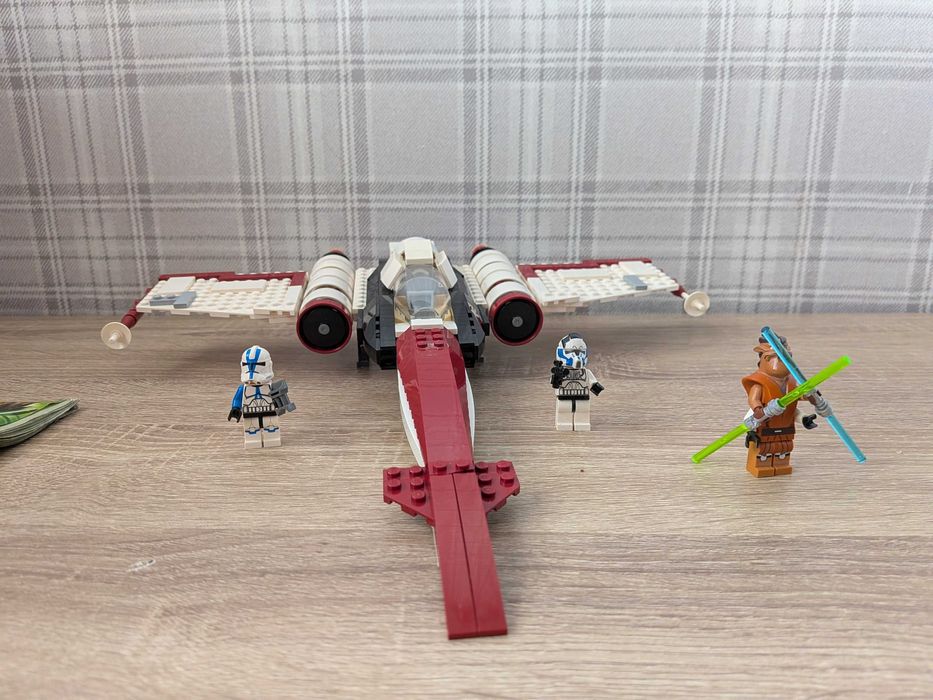 LEGO Star Wars Headhunter 75004