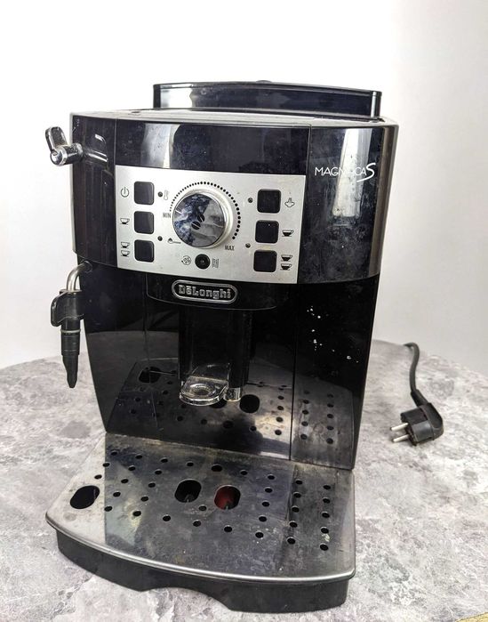 Кавомашина DeLonghi Magnifica S під ремонт, на запчастини