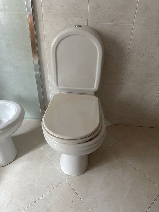 Sanita, bidê e lavatorio