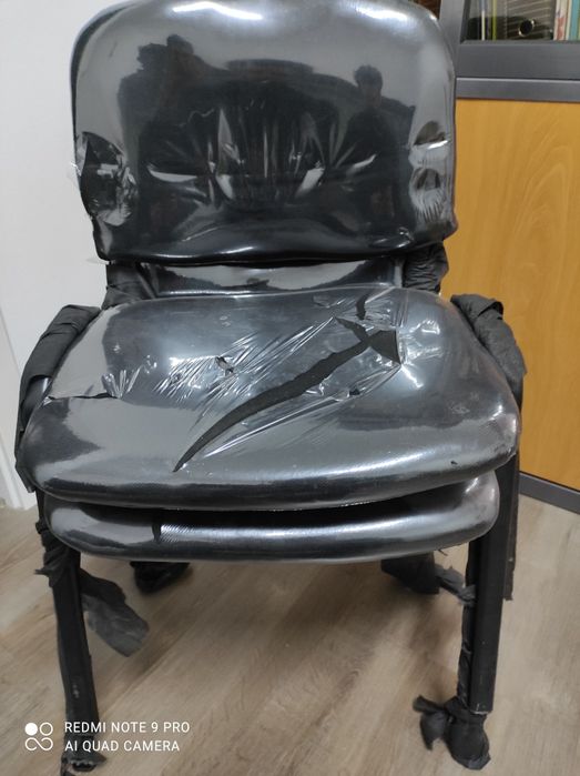 2 secretarias/8 cadeiras NOVAS