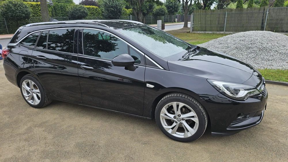 Opel Astra Sprzedam Opla Astra 2017r bardzo dobry stan