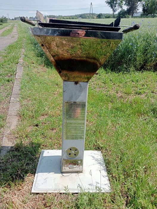 Sprzedam  grill węglowy